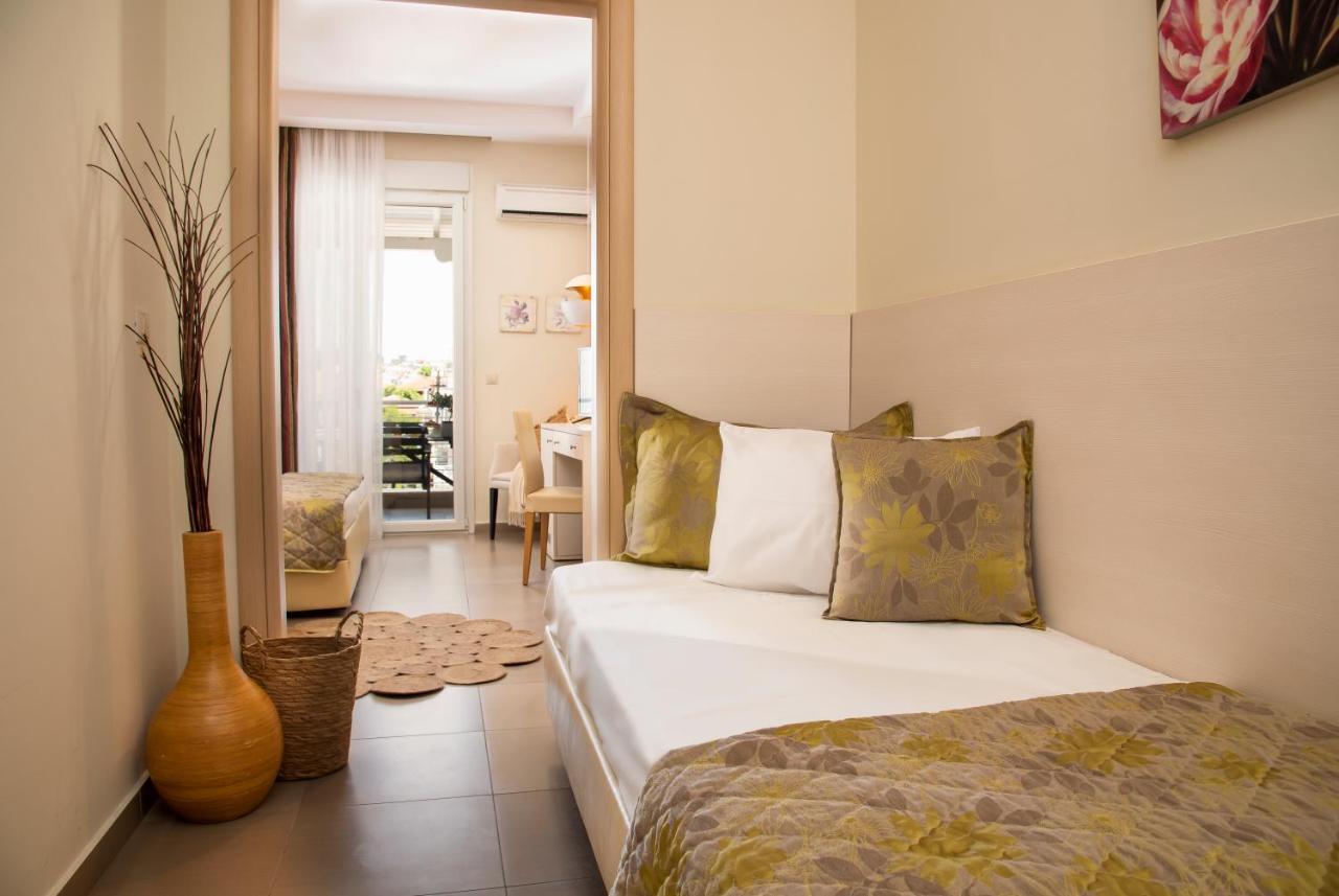 Aqua Mare Hotel Nea Kallikrateia 외부 사진